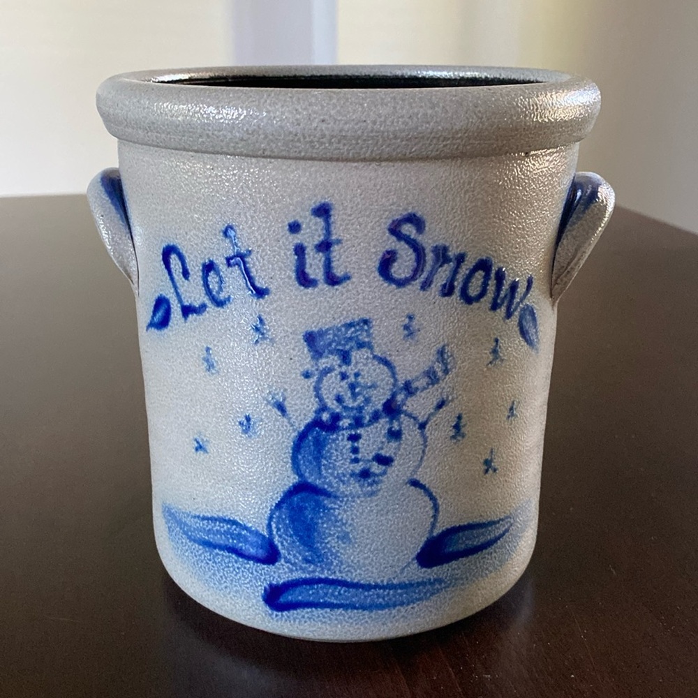 Rowe Pottery 'Let it Snow' Crock